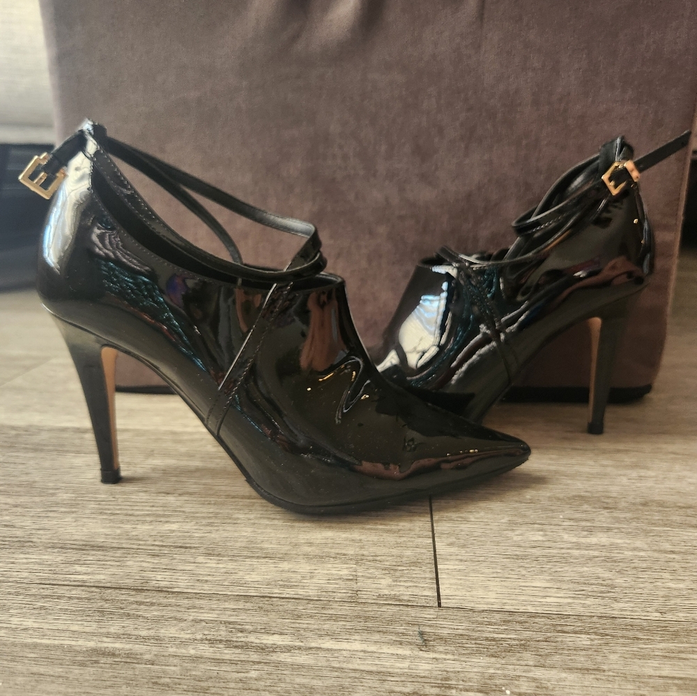 Tamara Mellon Black Patent Leather Ankle Heeled Boots